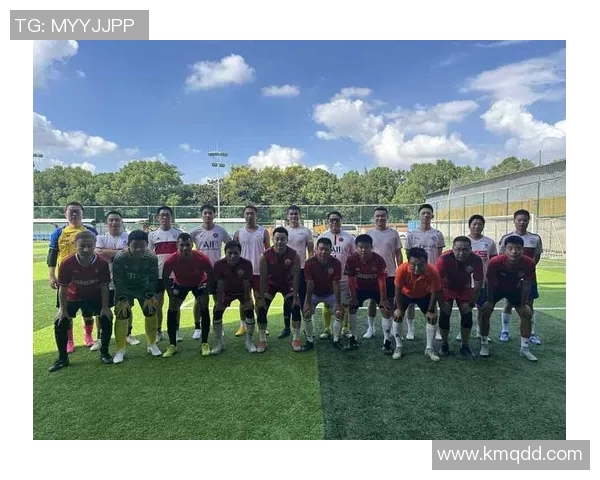 上海足球队默契配合探讨与战术分析全景解读