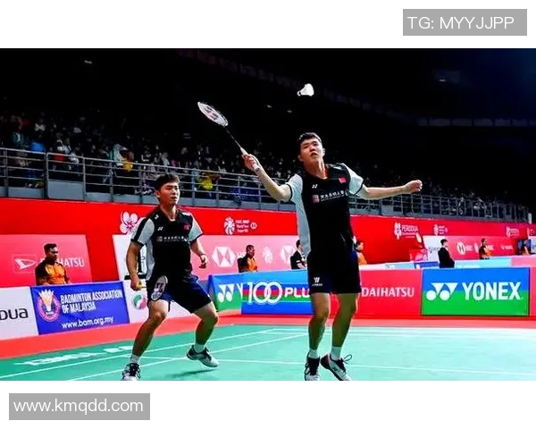 羽毛球战术解析:深入探讨杭州羽毛球队的防守与反击策略